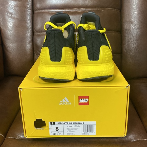 Adidas Ultraboost DNA X Lego Colo - Picture 4 of 7